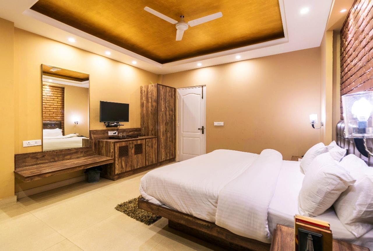 Nirvana Lodge And Lounge Mussoorie Extérieur photo
