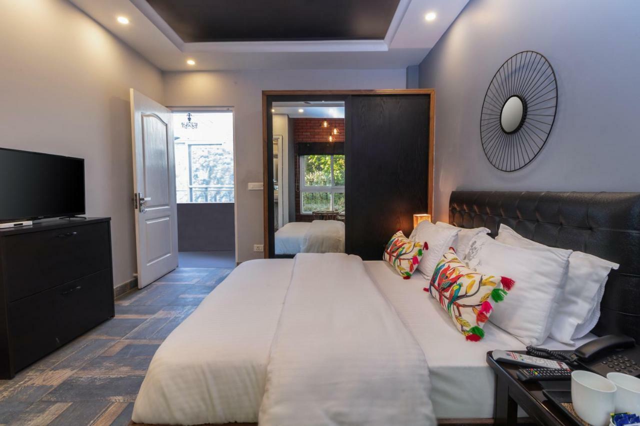 Nirvana Lodge And Lounge Mussoorie Extérieur photo