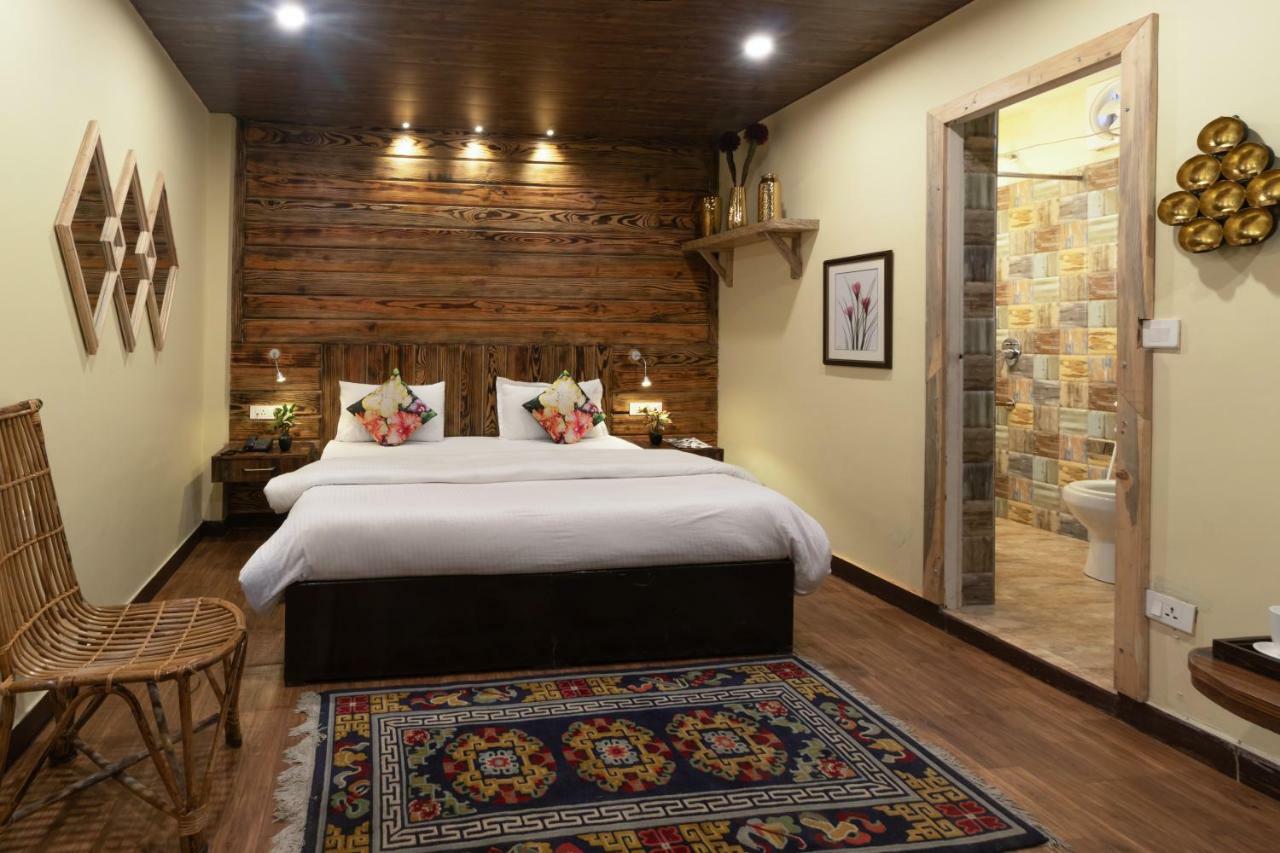 Nirvana Lodge And Lounge Mussoorie Extérieur photo